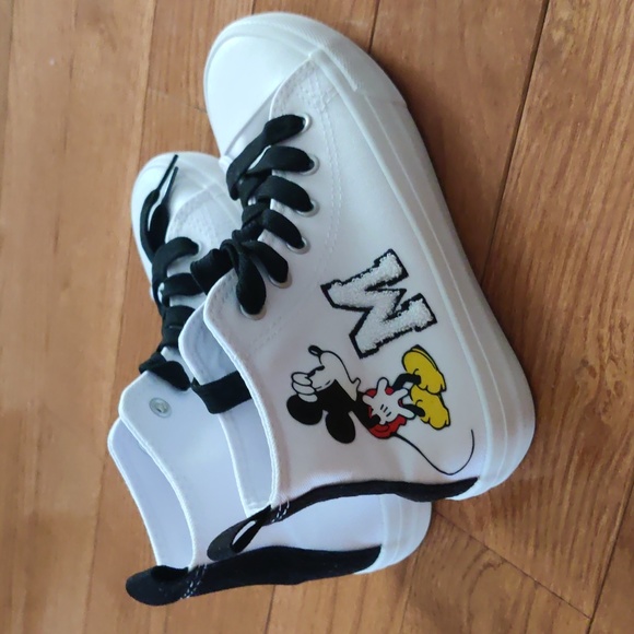 Disney Other - Super cute little boys Mickey mouse sneakers